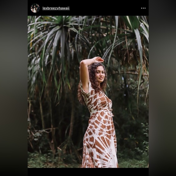 ❌❌❌. SOLD LPH ❌❌❌Lexbreezy Hawaii 🌺 Waimea Wrap Dress NWT - Picture 4 of 14